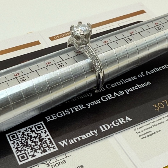 Adjustable 1ct Genuine Moissanite Ring - Picture 1 of 12